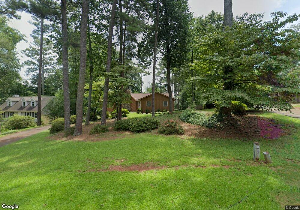 2132 Kinridge Rd, Marietta, GA 30062 - photo 1