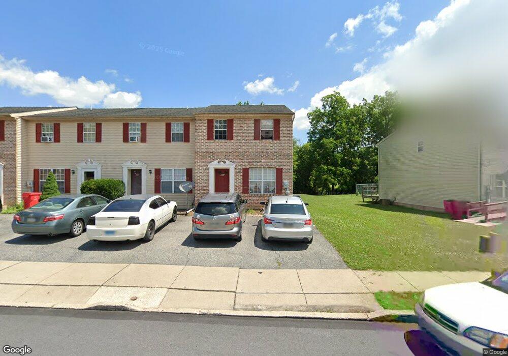 515 Old Forge Dr, Bath, PA 18014 - photo 1