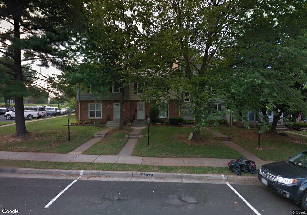 7378 Colton Ln, Manassas, VA 20109 - photo 1