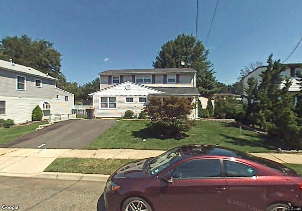 90 Woodview Dr, Old Bridge, NJ 08857 - photo 1