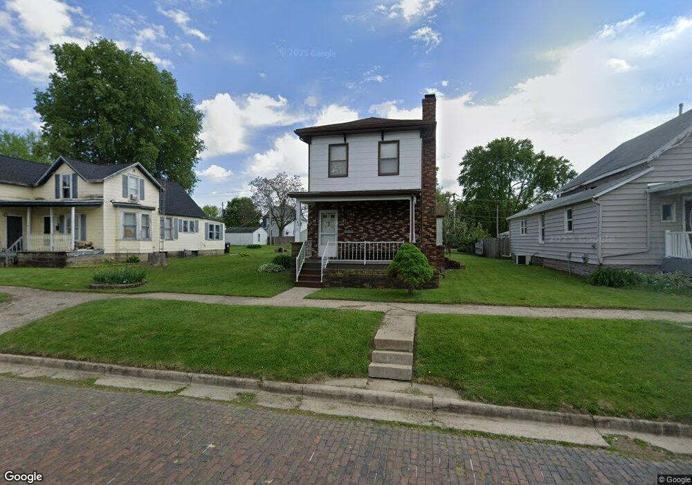 125 6th St, Lincoln, IL 62656 - photo 1