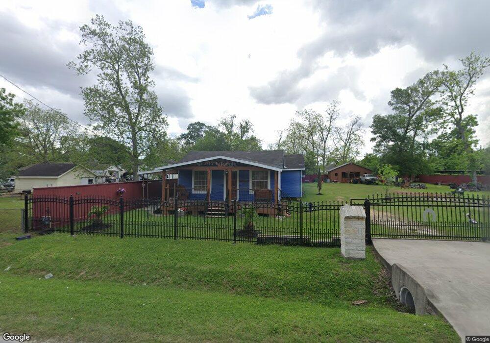 8114 Nellie St, Houston, TX 77022 - photo 1