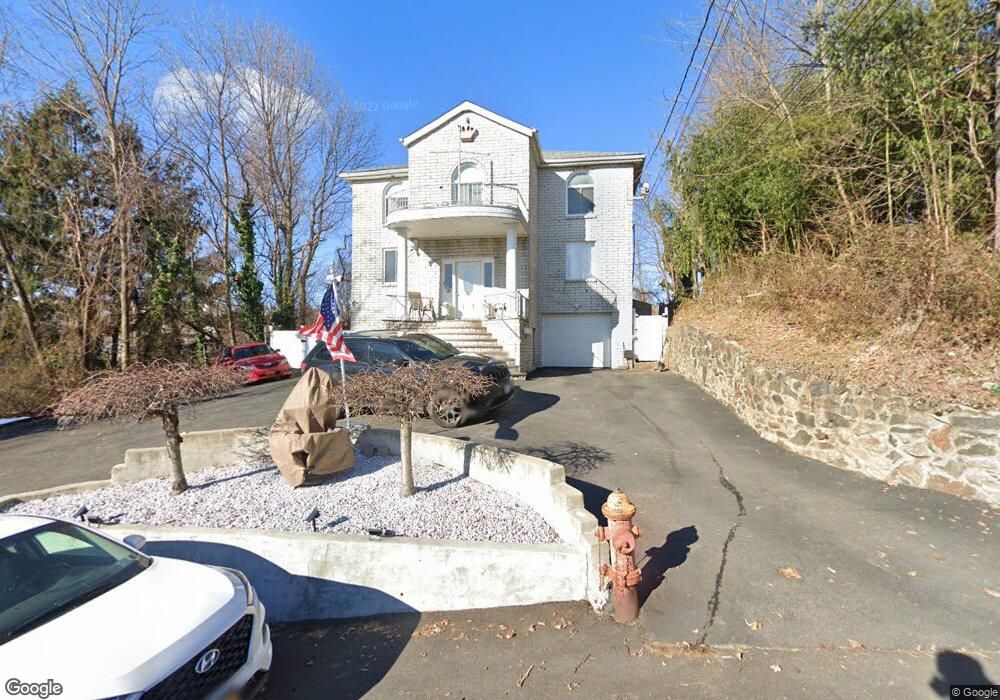17 Hillside Ave, Yonkers, NY 10703 - photo 1