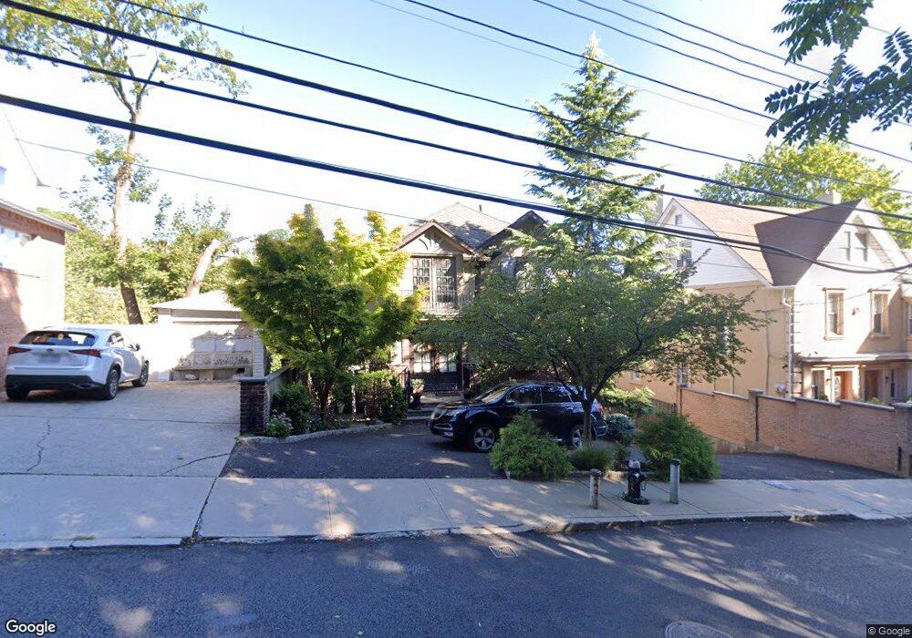 43 Four Corners Rd, Staten Island, NY 10304 - photo 1