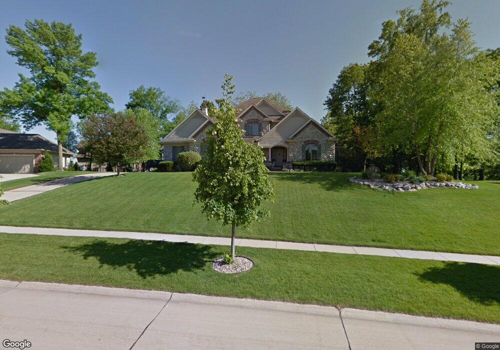 2718 Old Orchard Ct NE, Cedar Rapids, IA 52402 - photo 1