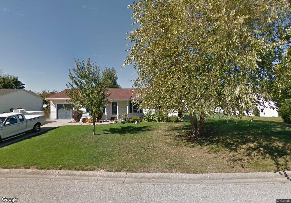 321 Whippoorwill Dr, Batesville, IN 47006 - photo 1