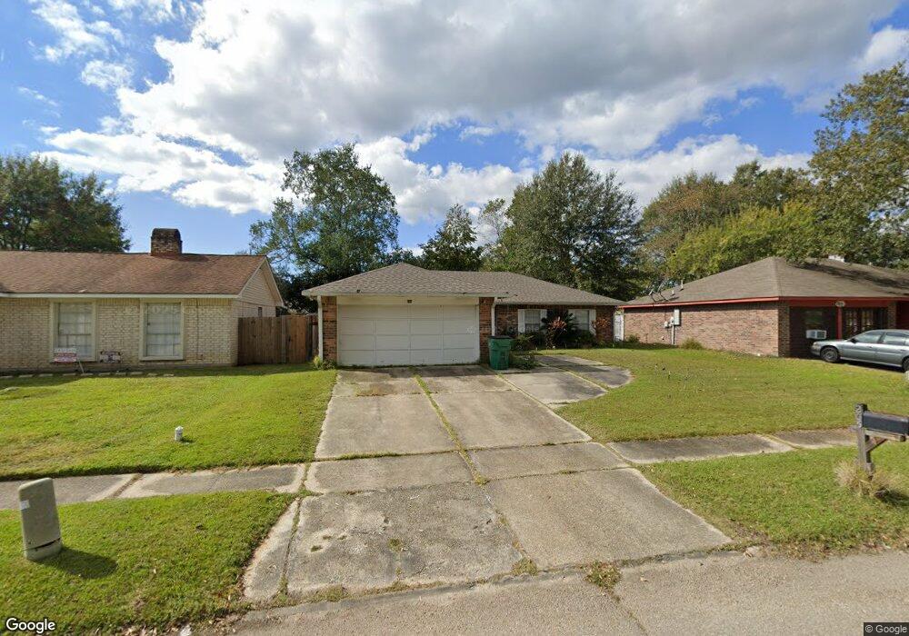 205 E Queens Other, Slidell, LA 70458 - photo 1