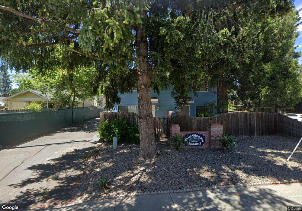 600 W First St unit 7, Phoenix, OR 97524 - photo 1