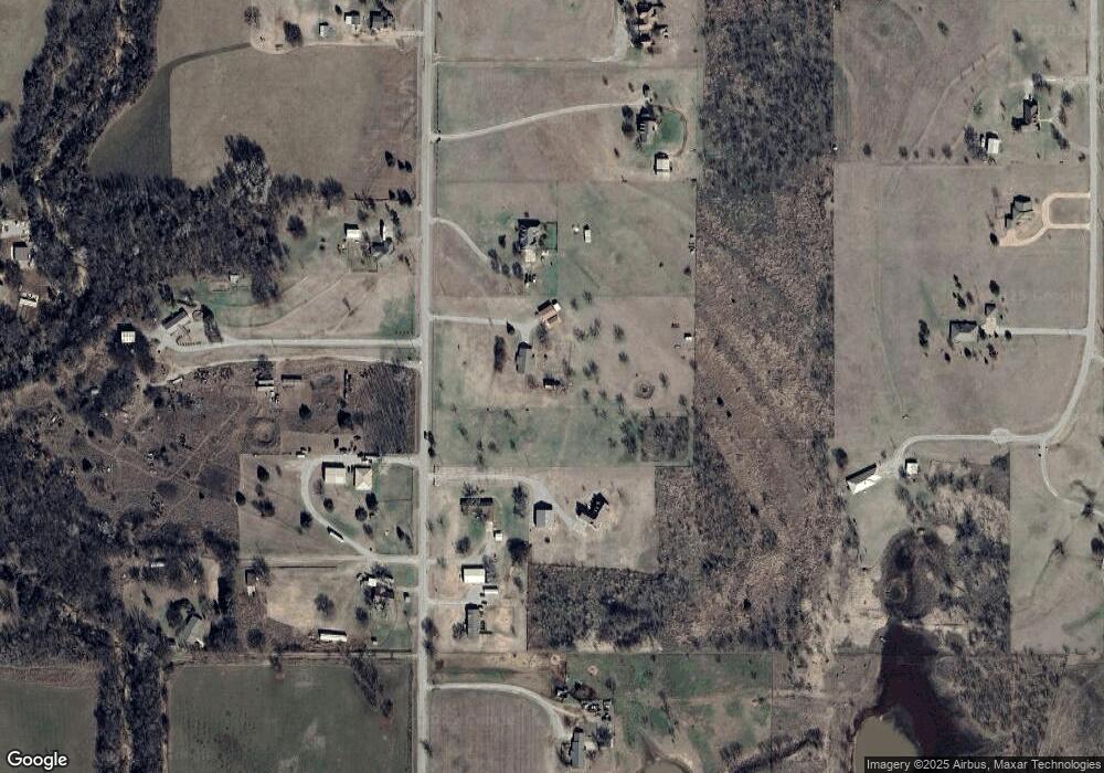 310 SW Crater Creek Rd, Cache, OK 73527 - photo 1