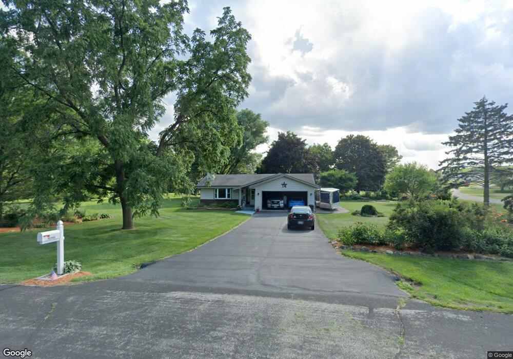 W257N5919 Windy Pass Dr, Sussex, WI 53089 - photo 1