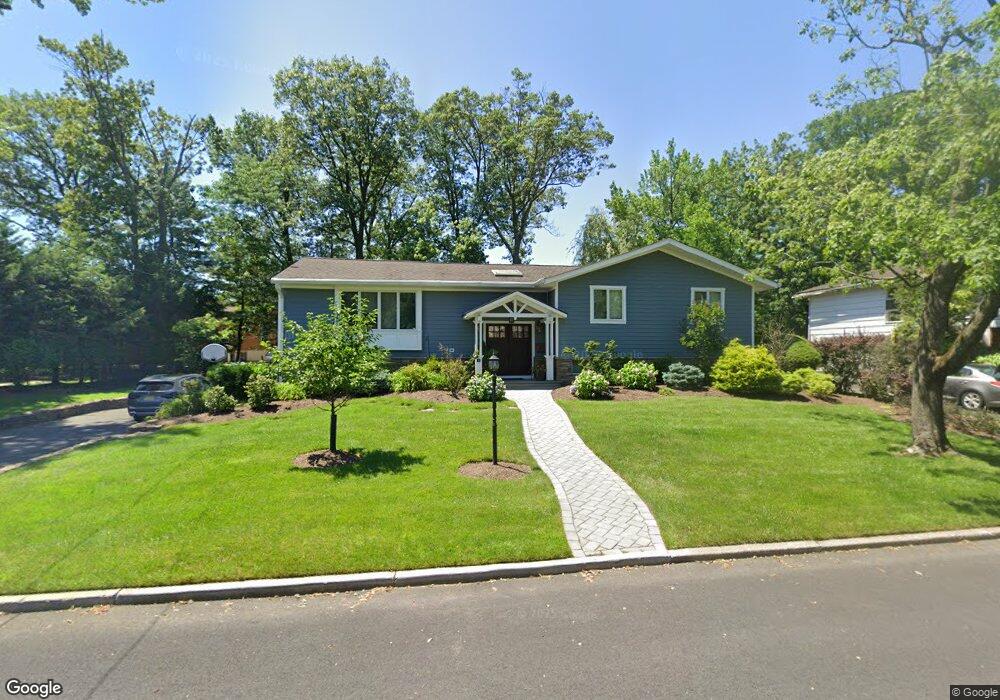 5 Churchill Rd, Englewood Cliffs, NJ 07632 - photo 1