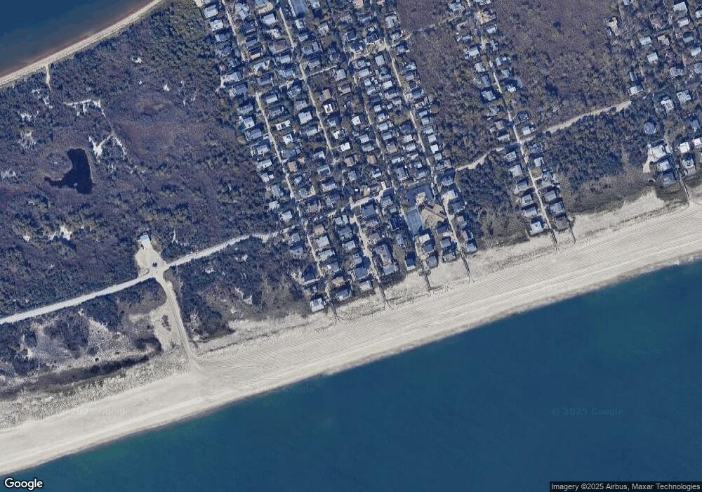 22 E Lighthouse Wlk Walk, Bay Shore, NY 11706 - photo 1