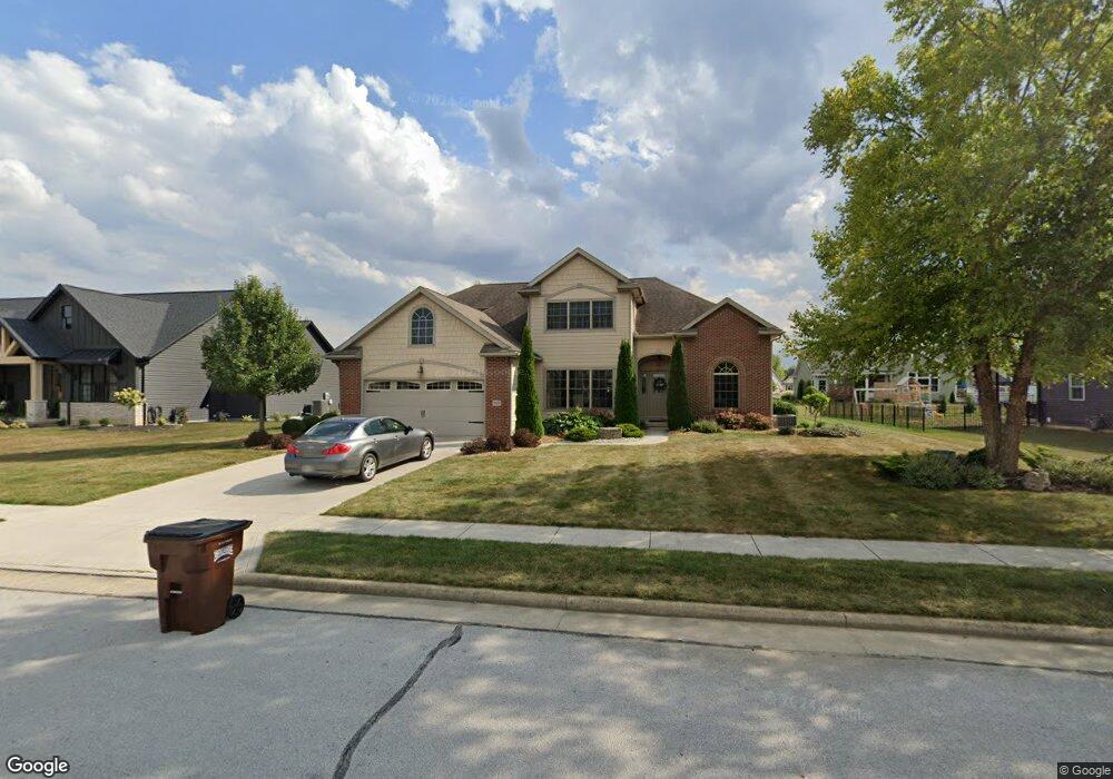 309 Plum Cir, Lima, OH 45807 - photo 1