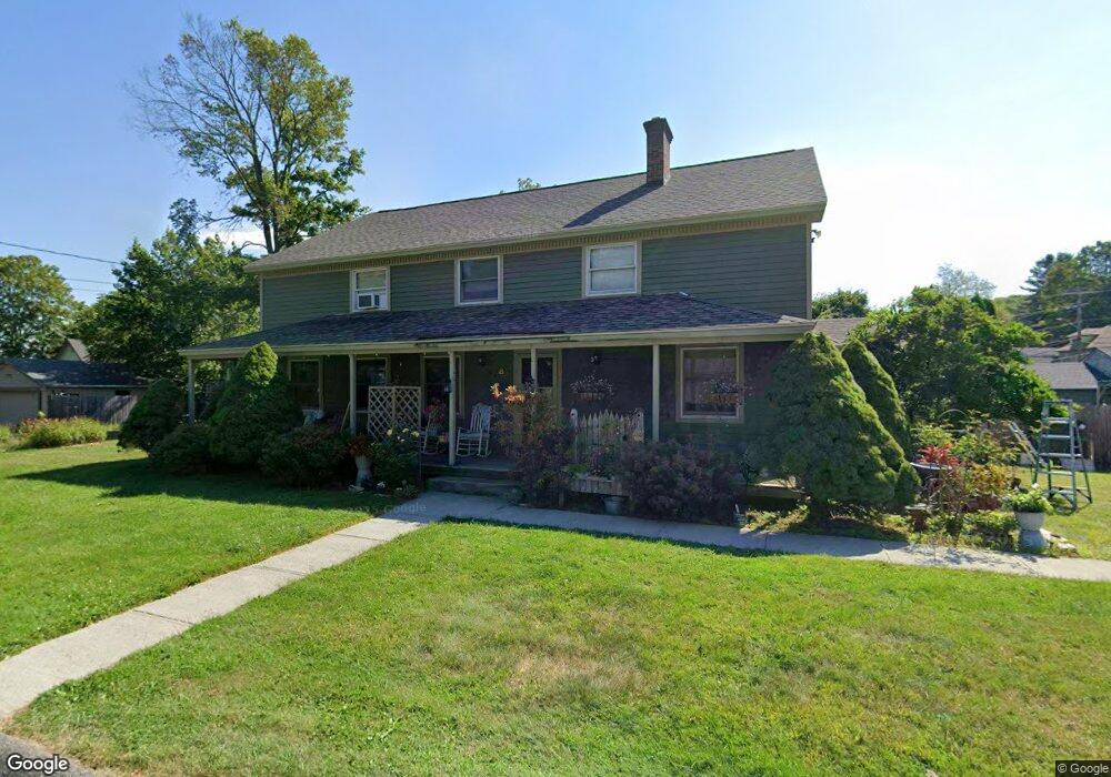8 Constitution Rd, Pittsfield, MA 01201 - photo 1