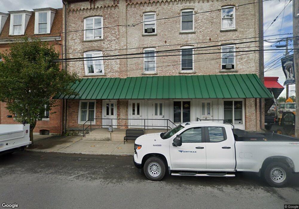 98 S Main St unit 2B, Castleton-On-hudson, NY 12033 - photo 1