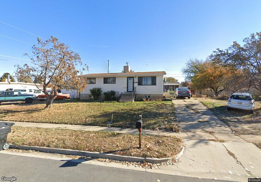 2352 N 890 W, Clearfield, UT 84015 - photo 1