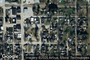 103 S Howard St, Newman, IL 61942