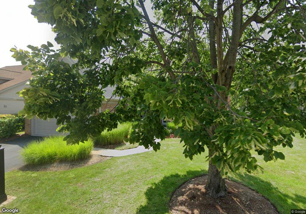 2804 Meadowview Ct, Glenview, IL 60026 - photo 1