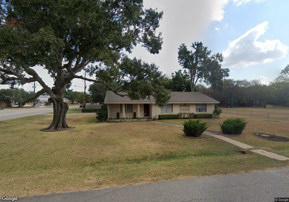 1718 Farr St, Waller, TX 77484 - photo 1