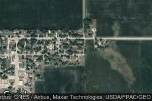 655 3rd St, Frost, MN 56033