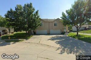 15215 Camden Cir, Omaha, NE 68116