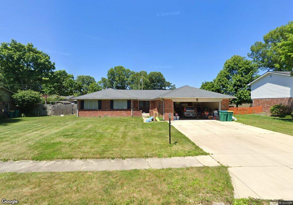 518 Southmore St, Plainfield, IN 46168 - photo 1