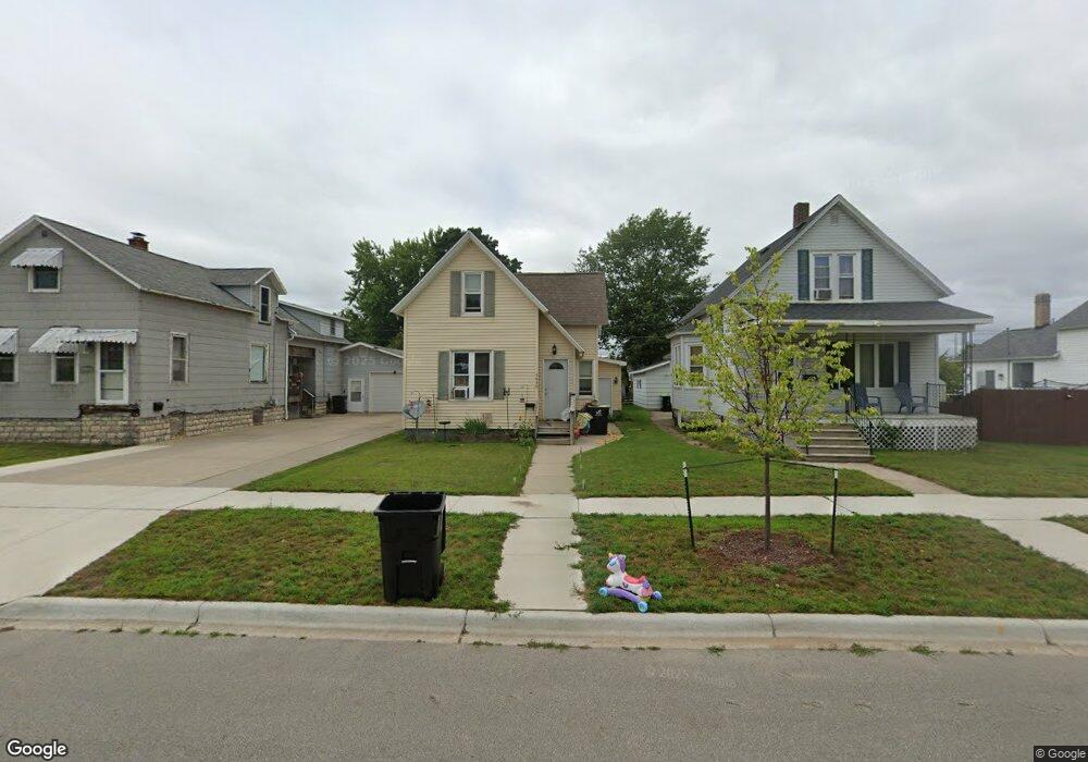 1410 15th Ave, Menominee, MI 49858 - photo 1