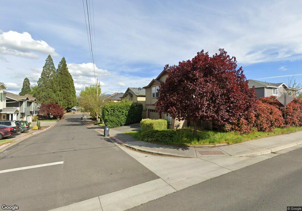 606 Shadow Way, Central Point, OR 97502 - photo 1