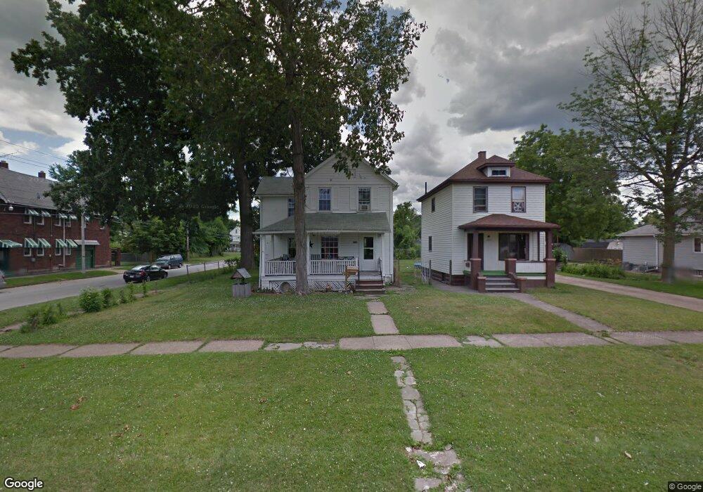 2244 E 29th St, Lorain, OH 44055 - photo 1