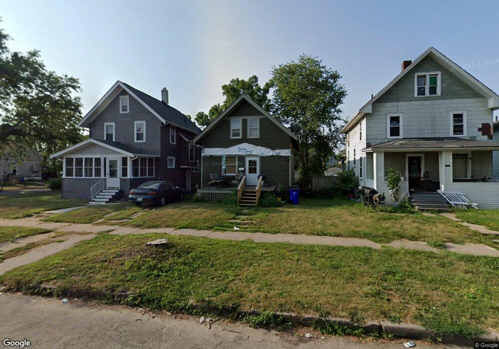 1555 6th Ave SE, Cedar Rapids, IA 52403 - photo 1