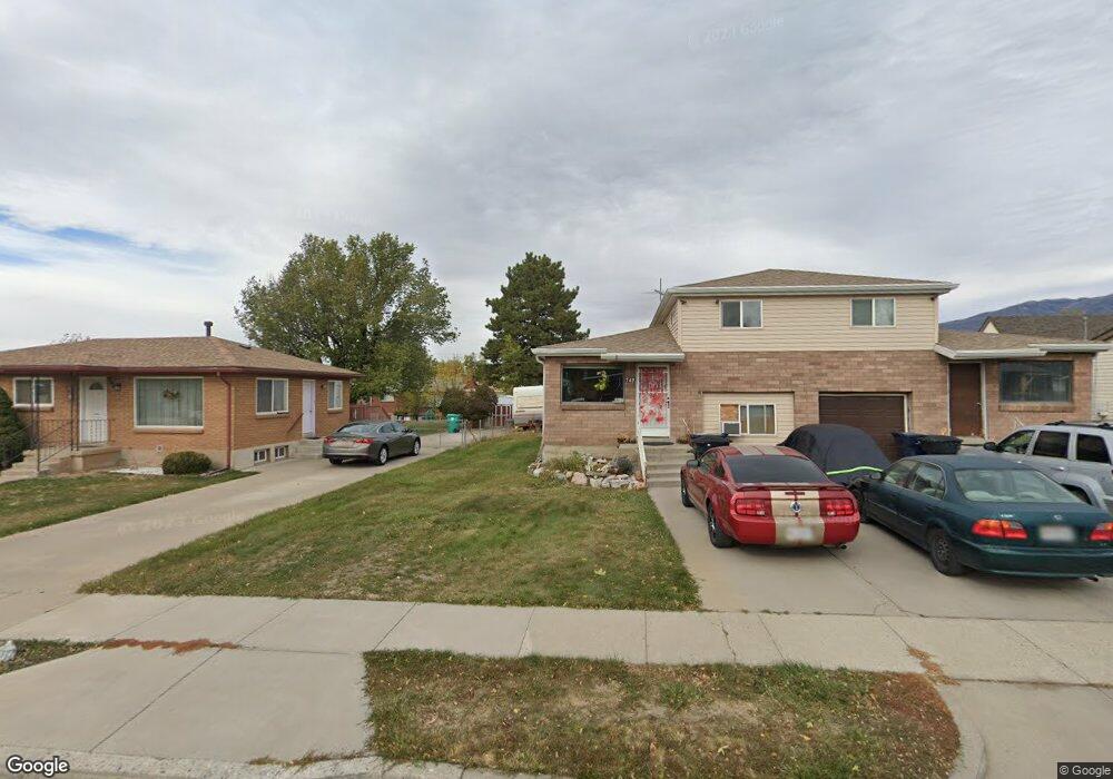 742 W 1300 S unit W, Woods Cross, UT 84087 - photo 1