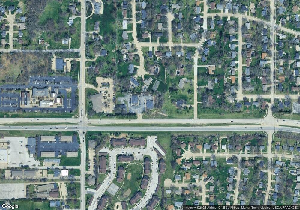 2466 E Kimberly Rd, Davenport, IA 52807 - photo 1