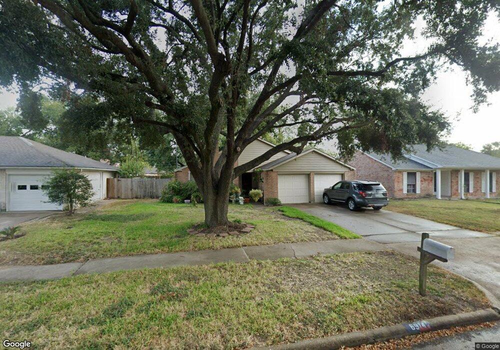 6914 Deer Ridge Ln, Houston, TX 77086 - photo 1