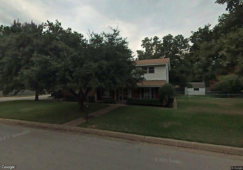 901 Charleston Dr, Bedford, TX 76022 - photo 1