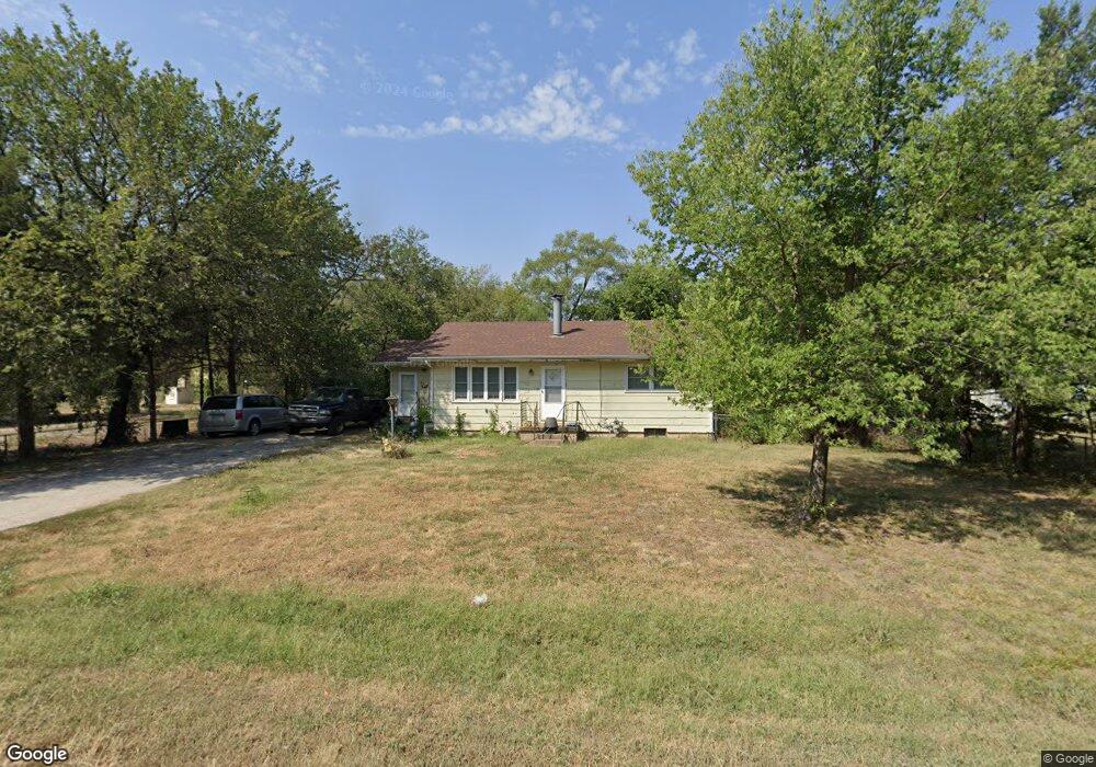 811 N C Rd, Peck, KS 67120 - photo 1
