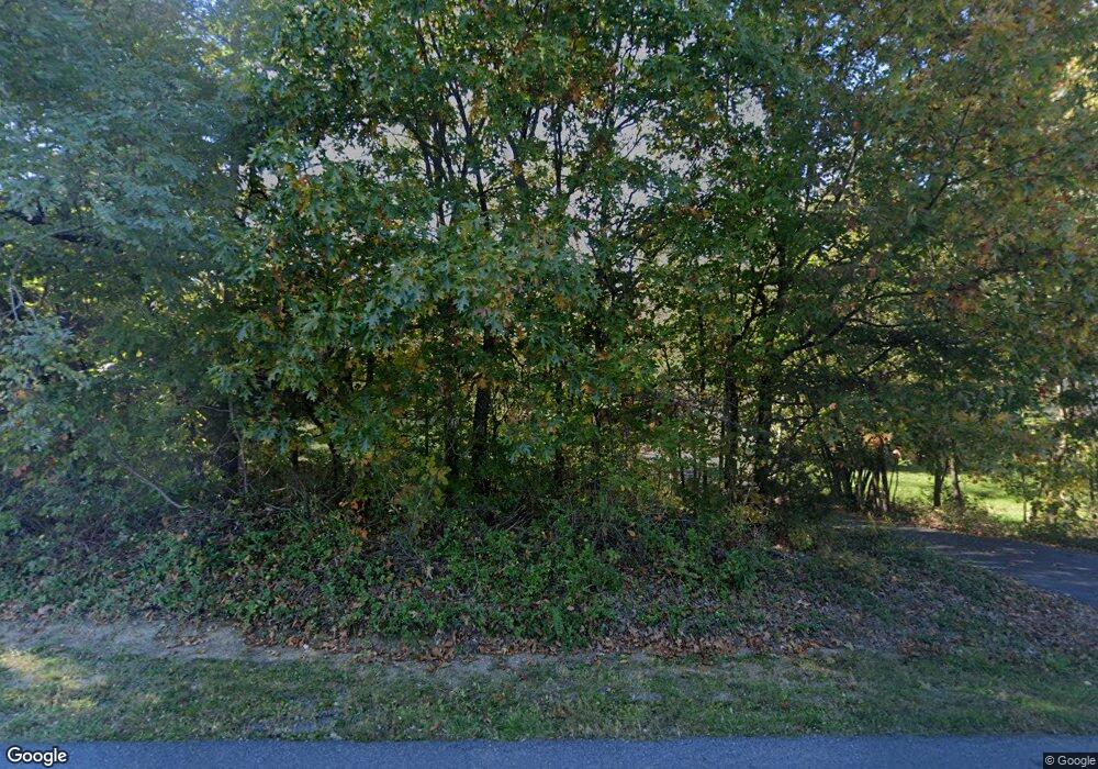 607 Cheshire Rd, Bunker Hill, WV 25413 - photo 1