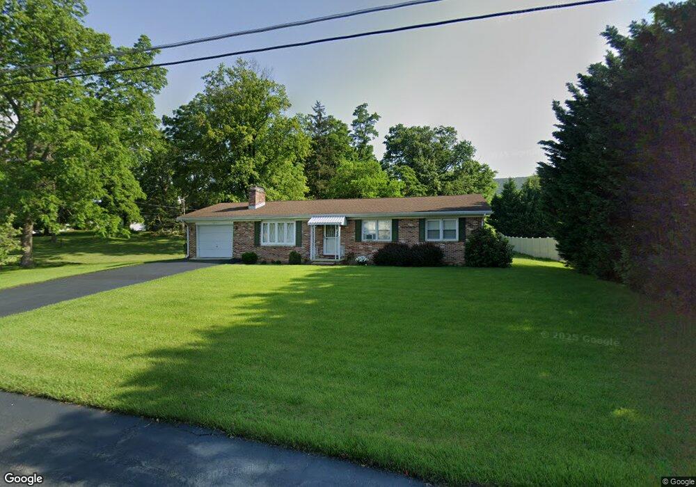 597 Houser Rd, Fayetteville, PA 17222 - photo 1