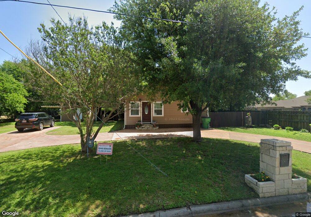 1232 S Howeth St, Gainesville, TX 76240 - photo 1