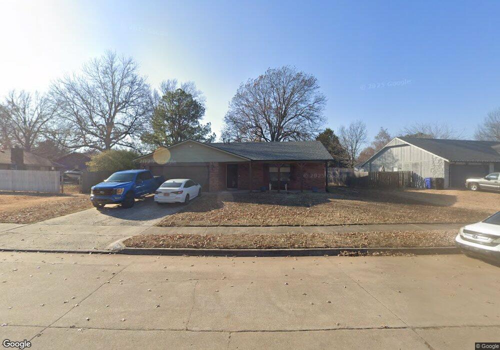 5608 S Ash Ave, Broken Arrow, OK 74011 - photo 1