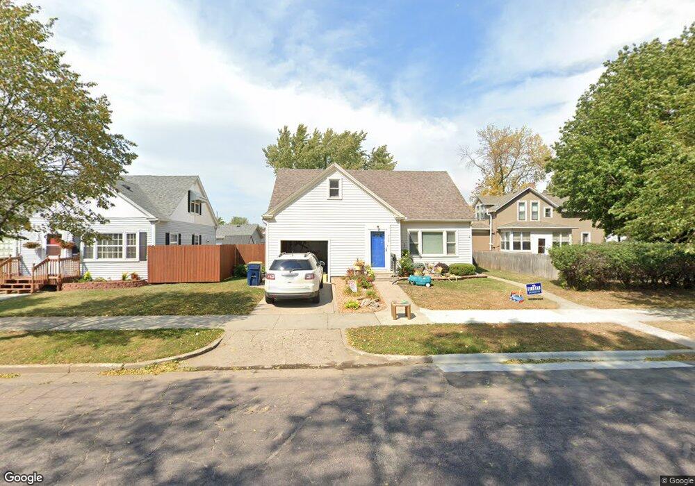 710 710 N 8th St, New Ulm, MN 56073 - photo 1