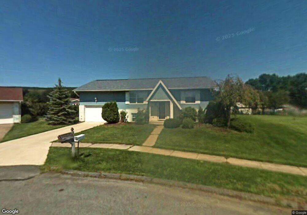 204 Leda Cir, Taylor, PA 18517 - photo 1