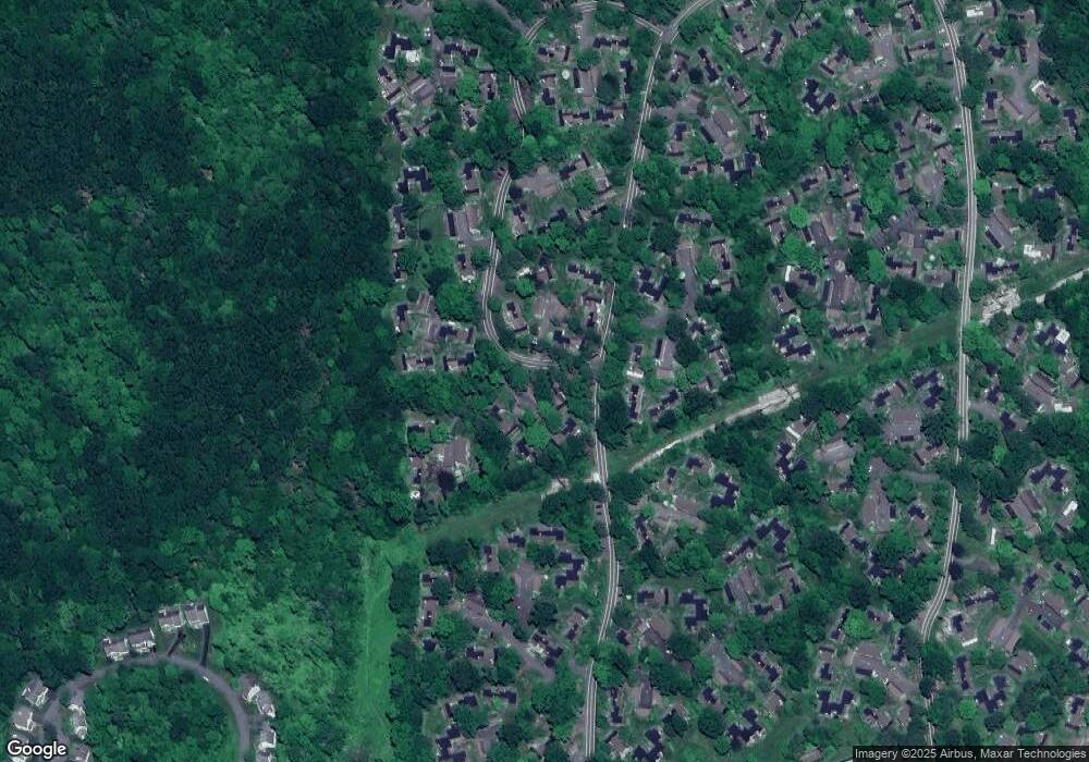 1007 Heritage Village unit B, Southbury, CT 06488 - photo 1