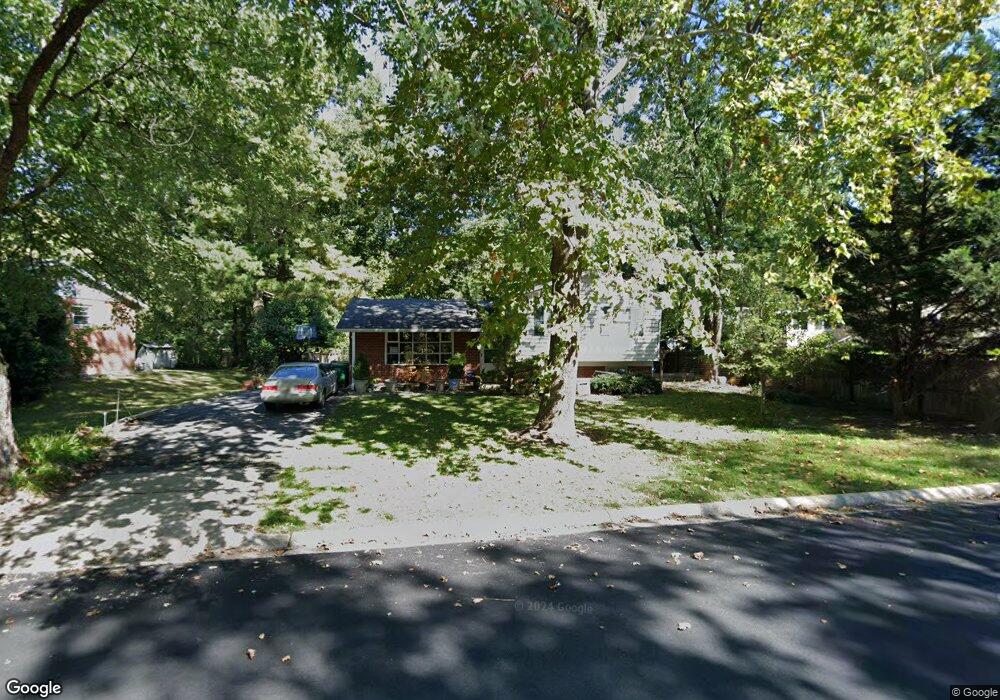 504 Woodland Rd, Gaithersburg, MD 20877 - photo 1