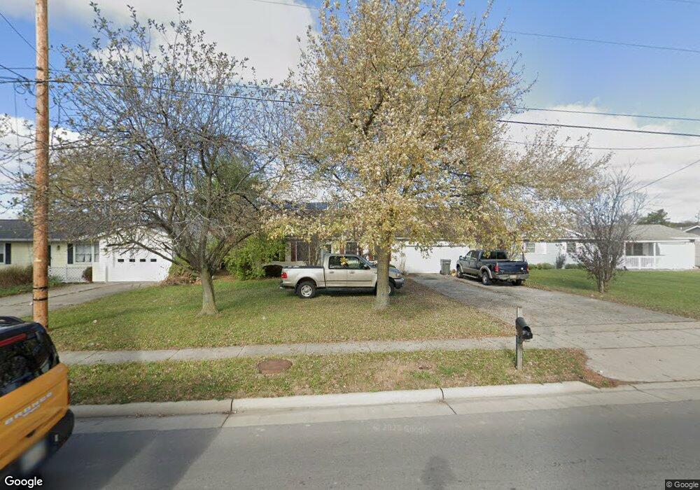 1060 Brower Rd, Lima, OH 45801 - photo 1