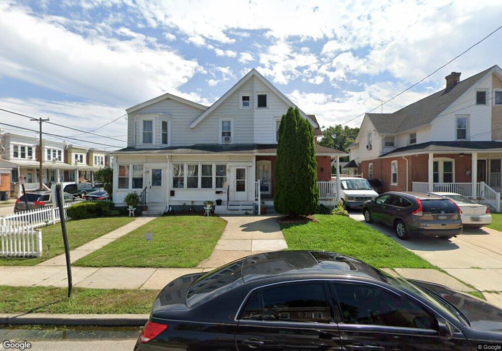 1317 E 11th St, Crum Lynne, PA 19022 - photo 1