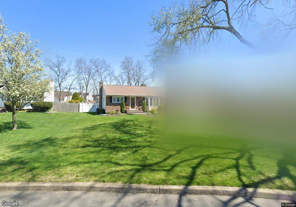 3 Balsam Ln, ComMacK, NY 11725 - photo 1