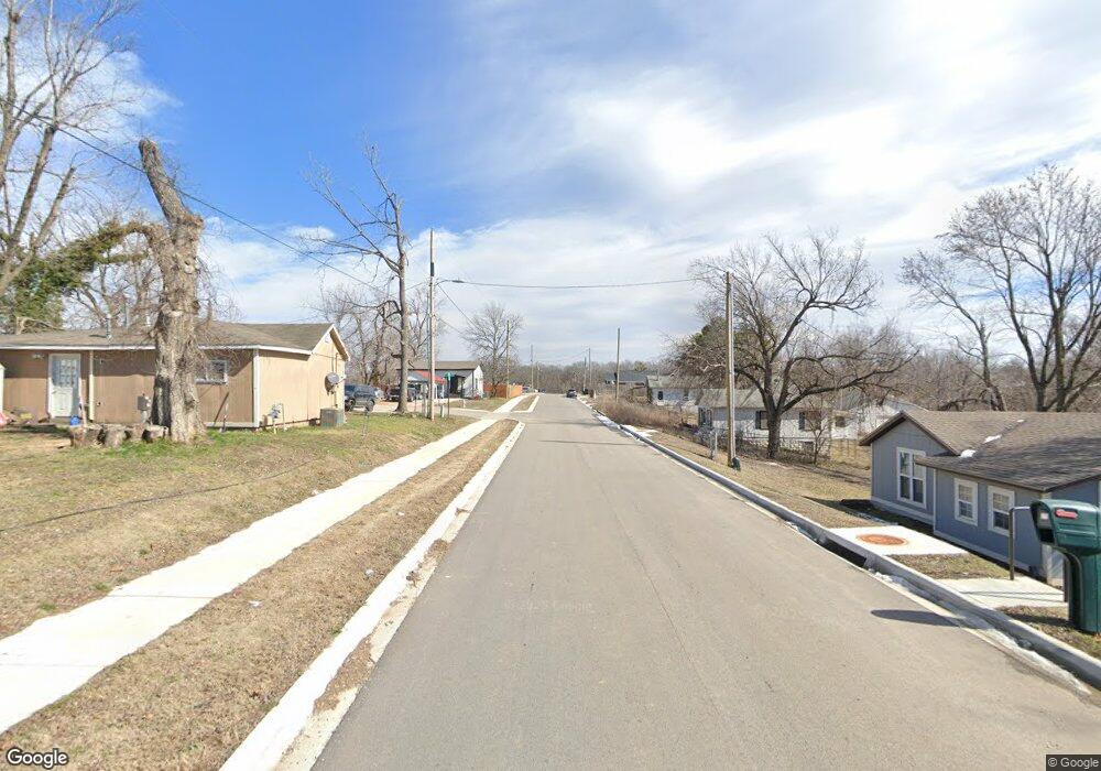 1106 E Pine Str St, Rogers, AR 72756 - photo 1