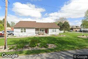 207 S 1st St, Kentland, IN 47951