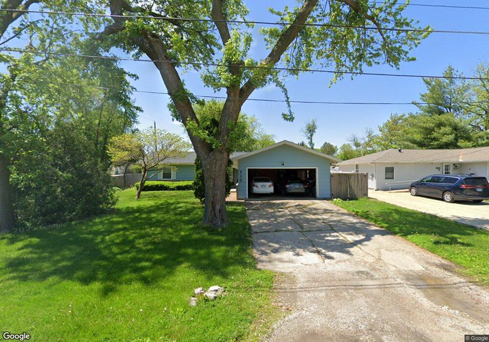 713 N 23rd St, Mattoon, IL 61938 - photo 1