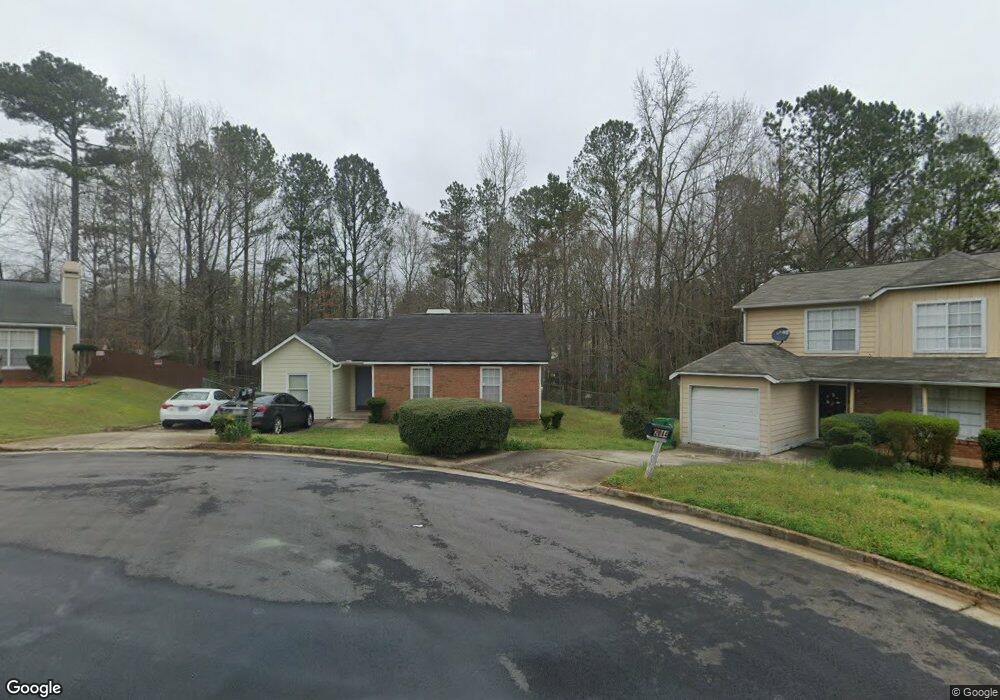 2040 W Morgans Bluff Ct, Lithonia, GA 30058 - photo 1